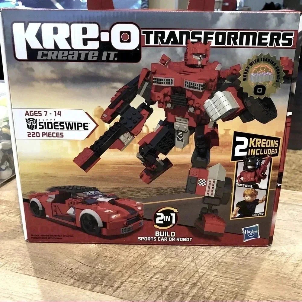 KRE-O Transformers Sideswipe 2 in 1  Build